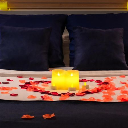 Villa Bono Jacuzzi & Spa Saint-Laurent-du-Var Eksteriør bilde