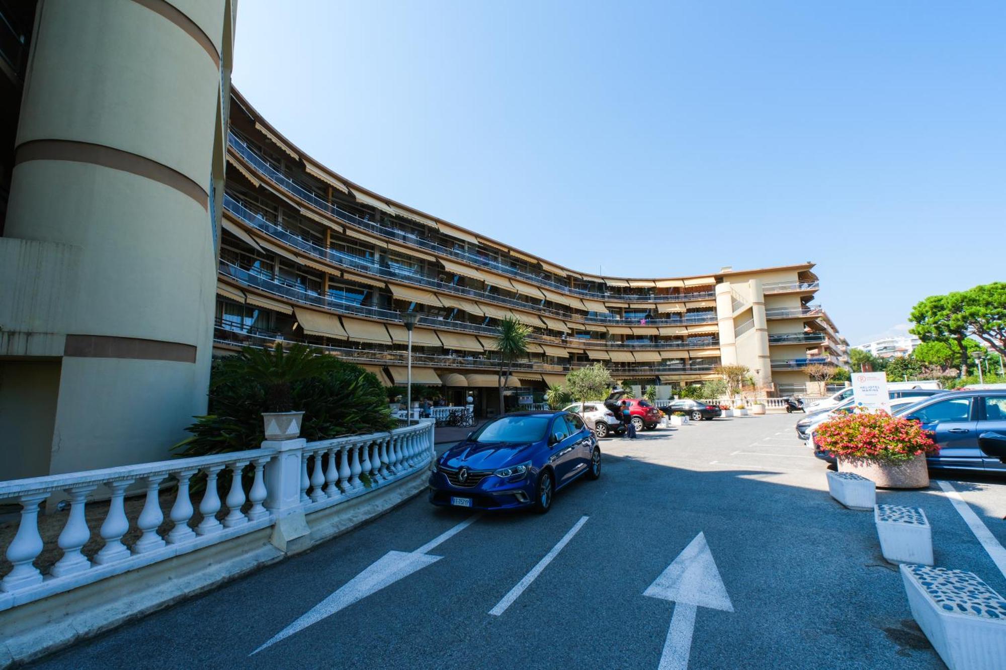 Villa Bono Jacuzzi & Spa Saint-Laurent-du-Var Eksteriør bilde