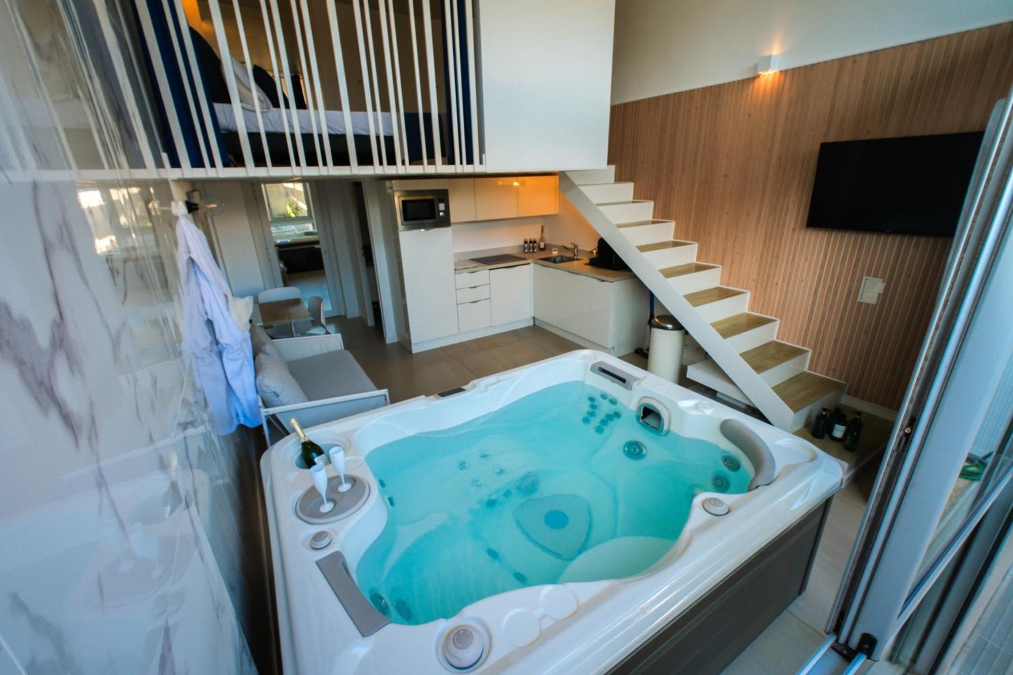 Villa Bono Jacuzzi & Spa Saint-Laurent-du-Var Eksteriør bilde