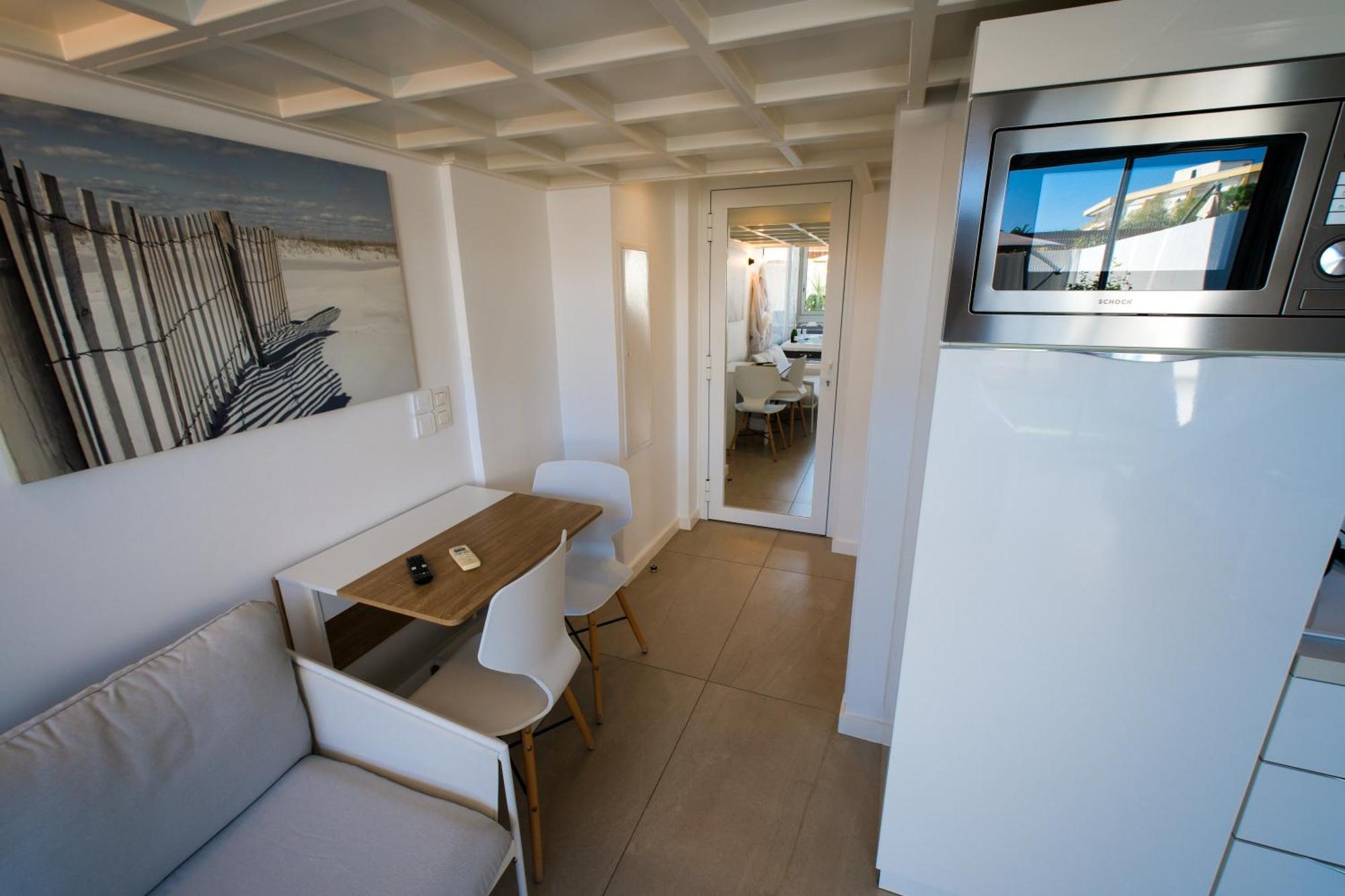 Villa Bono Jacuzzi & Spa Saint-Laurent-du-Var Eksteriør bilde