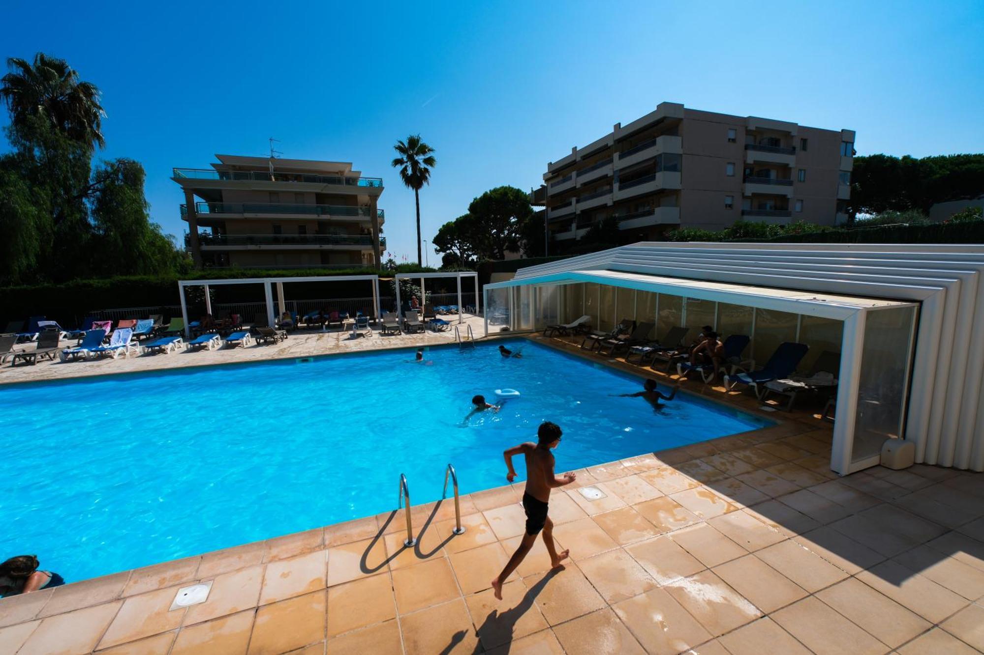 Villa Bono Jacuzzi & Spa Saint-Laurent-du-Var Eksteriør bilde
