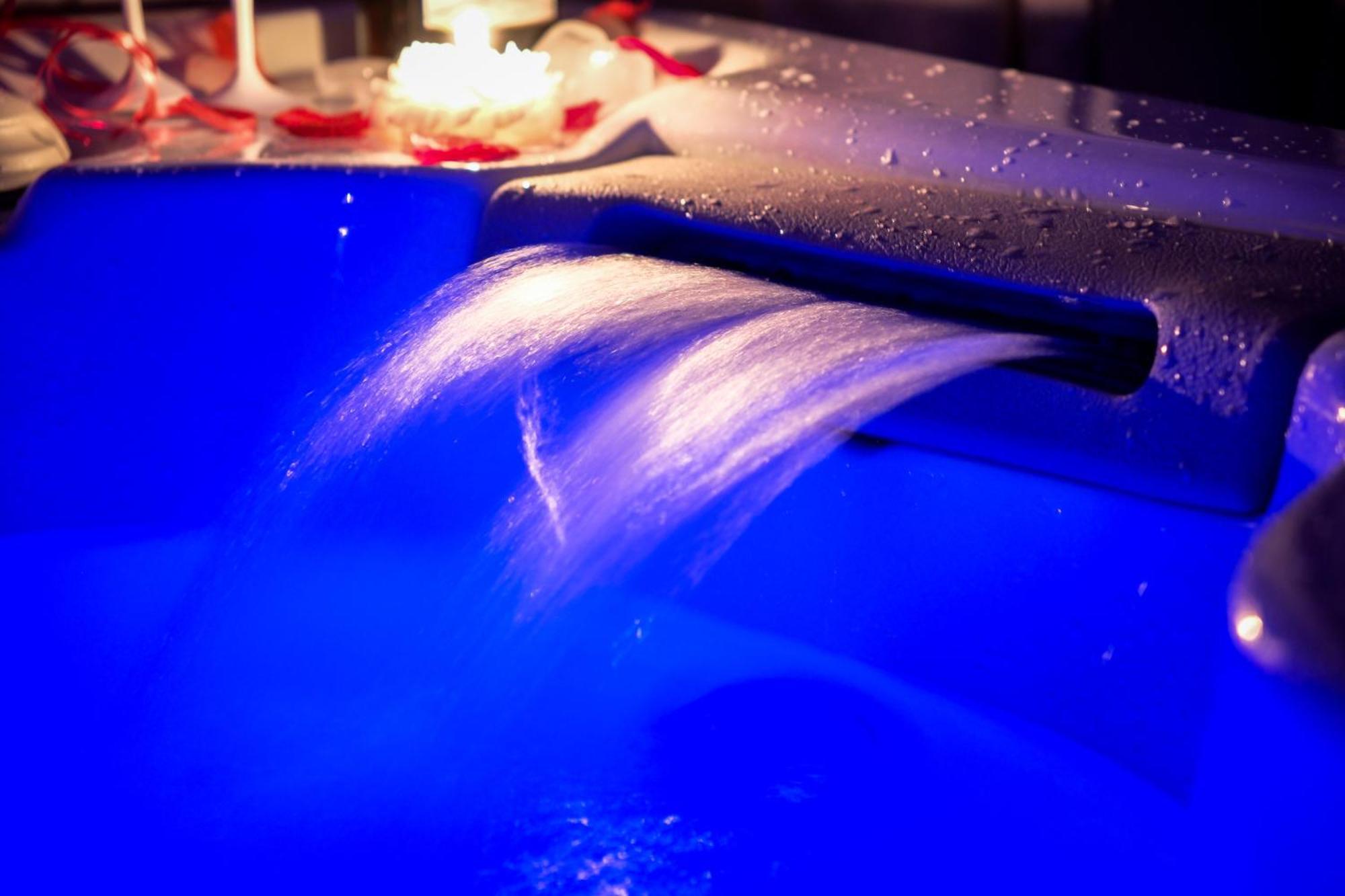 Villa Bono Jacuzzi & Spa Saint-Laurent-du-Var Eksteriør bilde